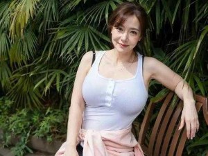 久久久亚洲熟妇熟女XXXX 图——享受极致视觉盛宴的必备佳品